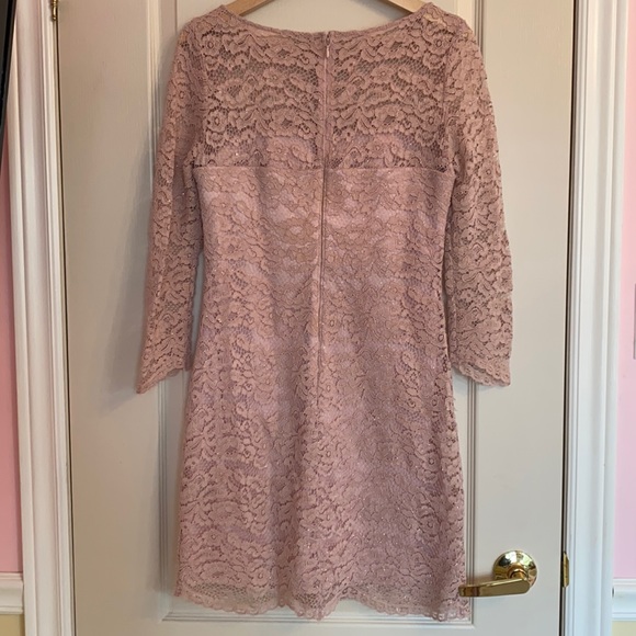 Light Pink dress, fitted, lace with light sparkle - Picture 3 of 4